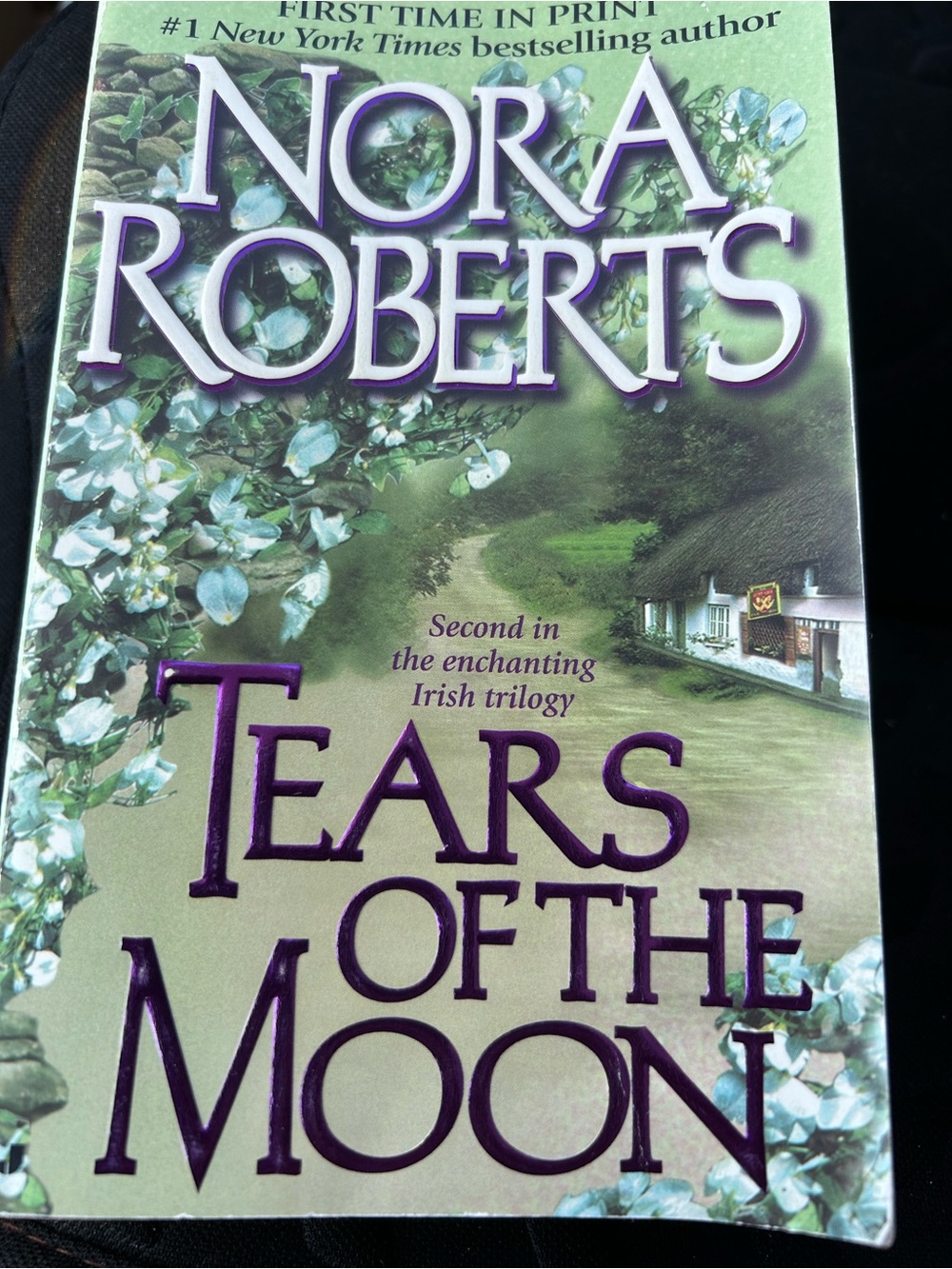 Nora Roberts 'Tears of the Moon' Irish Trilogy 2